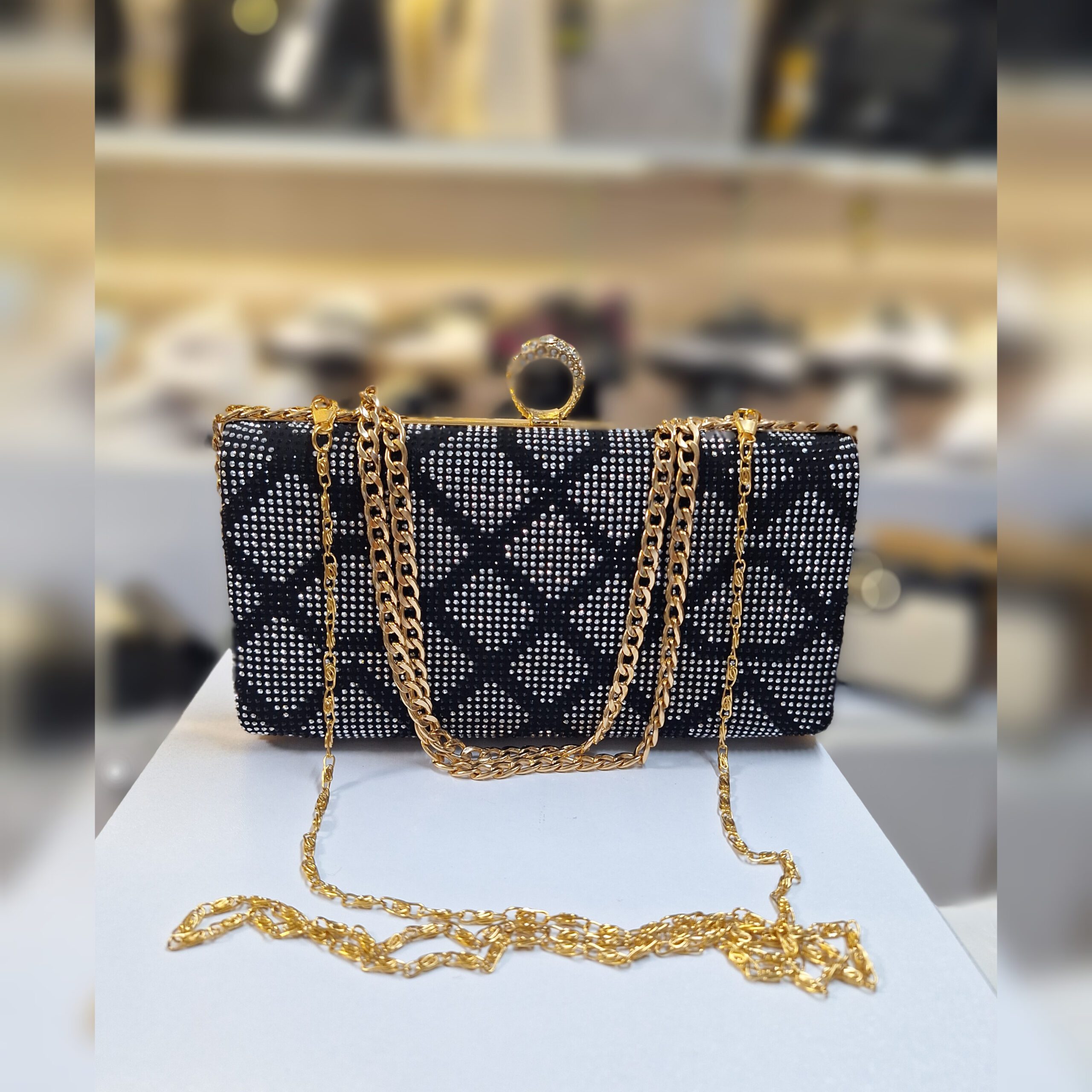 InShot_۲۰۲۵۰۹۲۷_۱۸۲۹۰۰۷۳۳